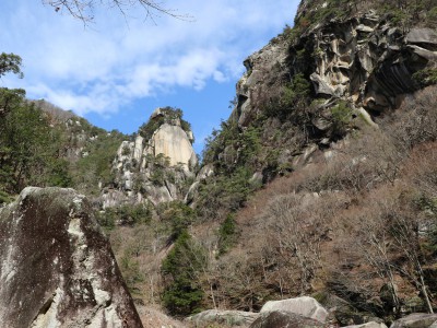 4.11E8A69AE58686E5B3B01